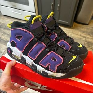 Nike Uptempo size 11 with box